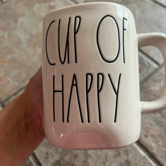 ⭐️BOGO FREE⭐️ Rae Dunn “Cup of Happy” adorable mug with orange inside - Picture 3 of 5